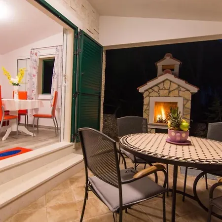Summer House Close To Sea شاليه